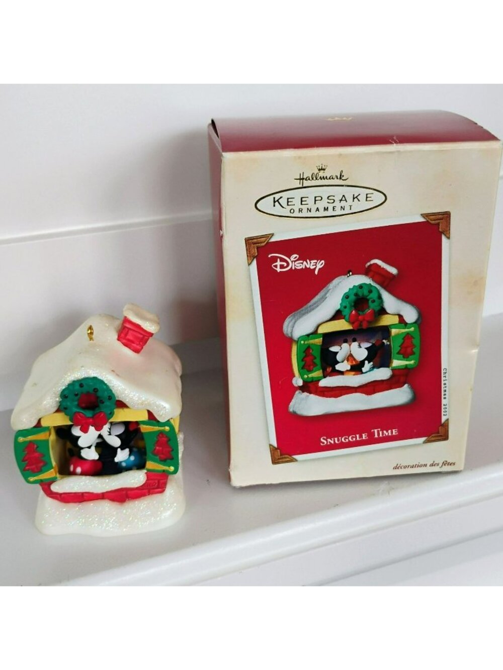 Disney Hallmark Keepsake Ornament Snuggle Time Mickey & Minnie Christmas 2002